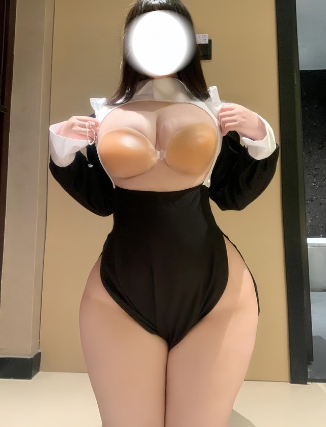 [微密圈]咩咩阿银 – 修女系列[18P1V-58MB] – 艺博图社