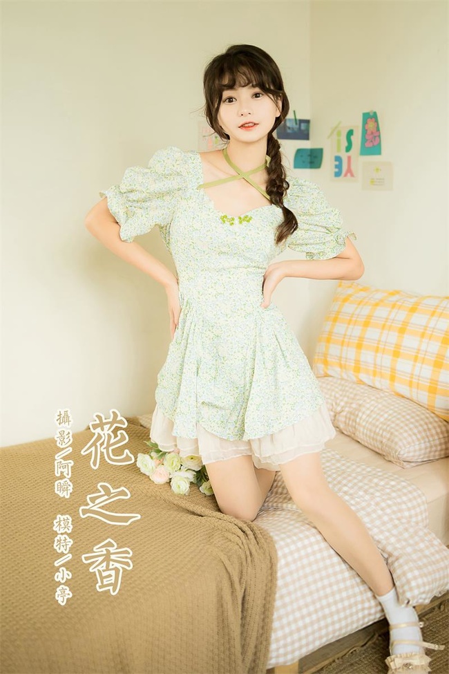 [YALAYI雅拉伊]2022.08.15 NO.964 花之香 小亭[45+1P／441MB] – 艺博图社
