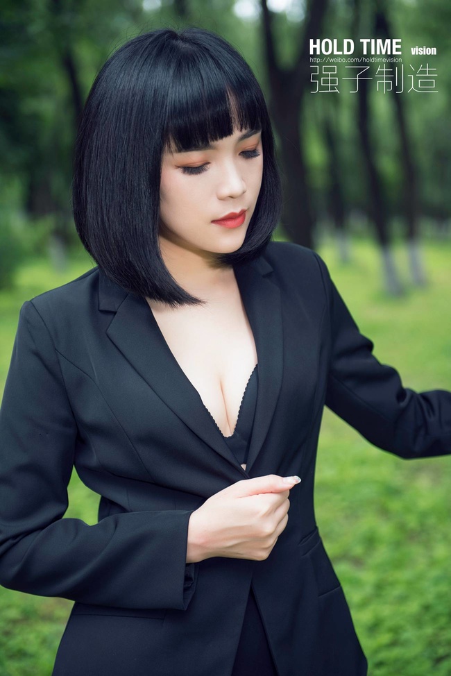 [Ligui丽柜]2022.03.10 《紧缚-密林深处》玉儿[103+1P/115MB] – 艺博图社